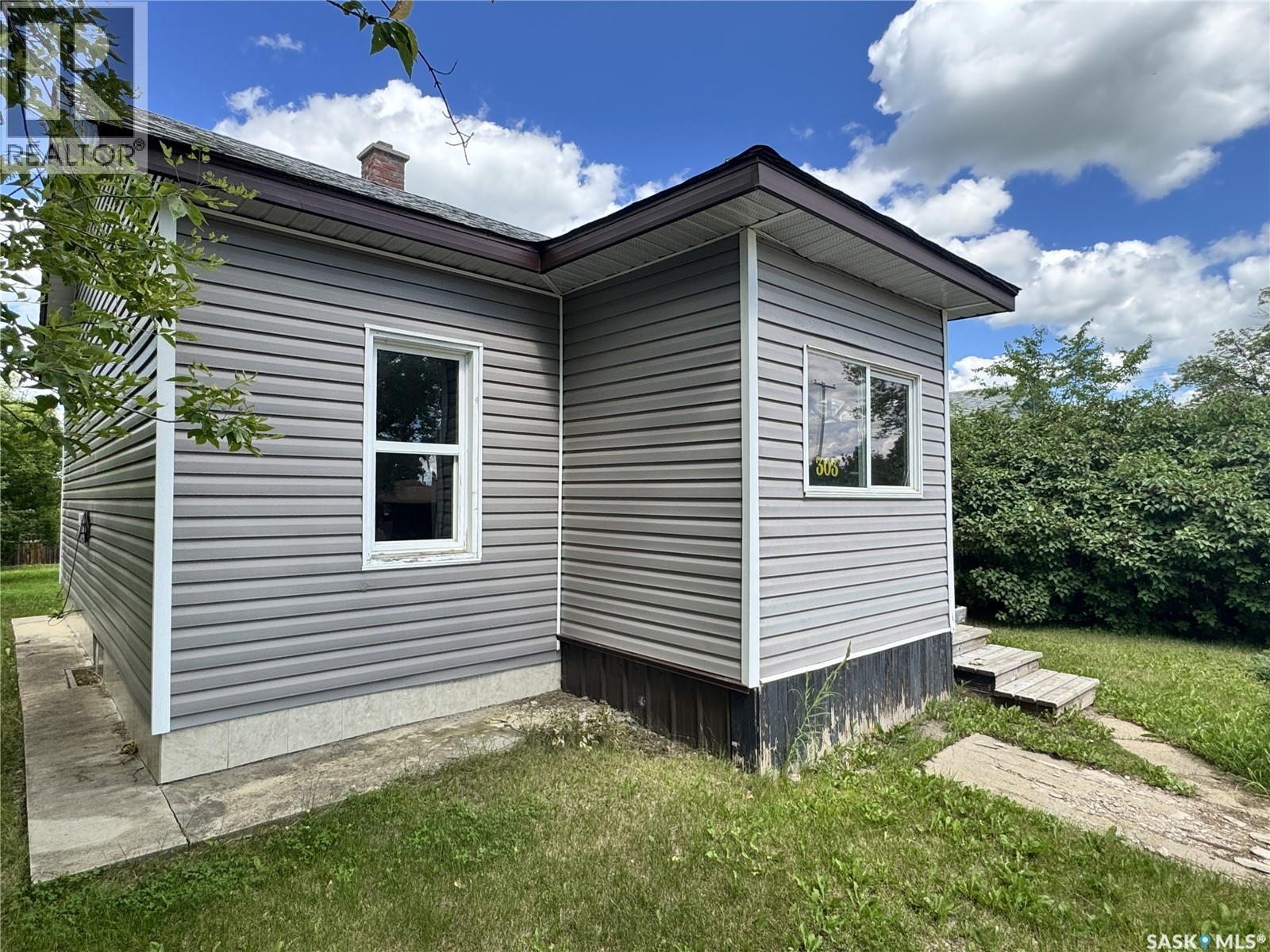 303 4th AVENUE W - 31