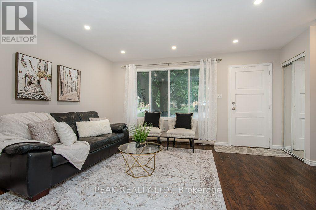 A - 185 CEDARVALE CRESCENT — photo 3