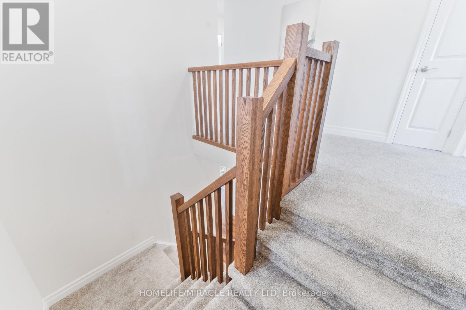 53 ROBERTSON DRIVE - Image 17