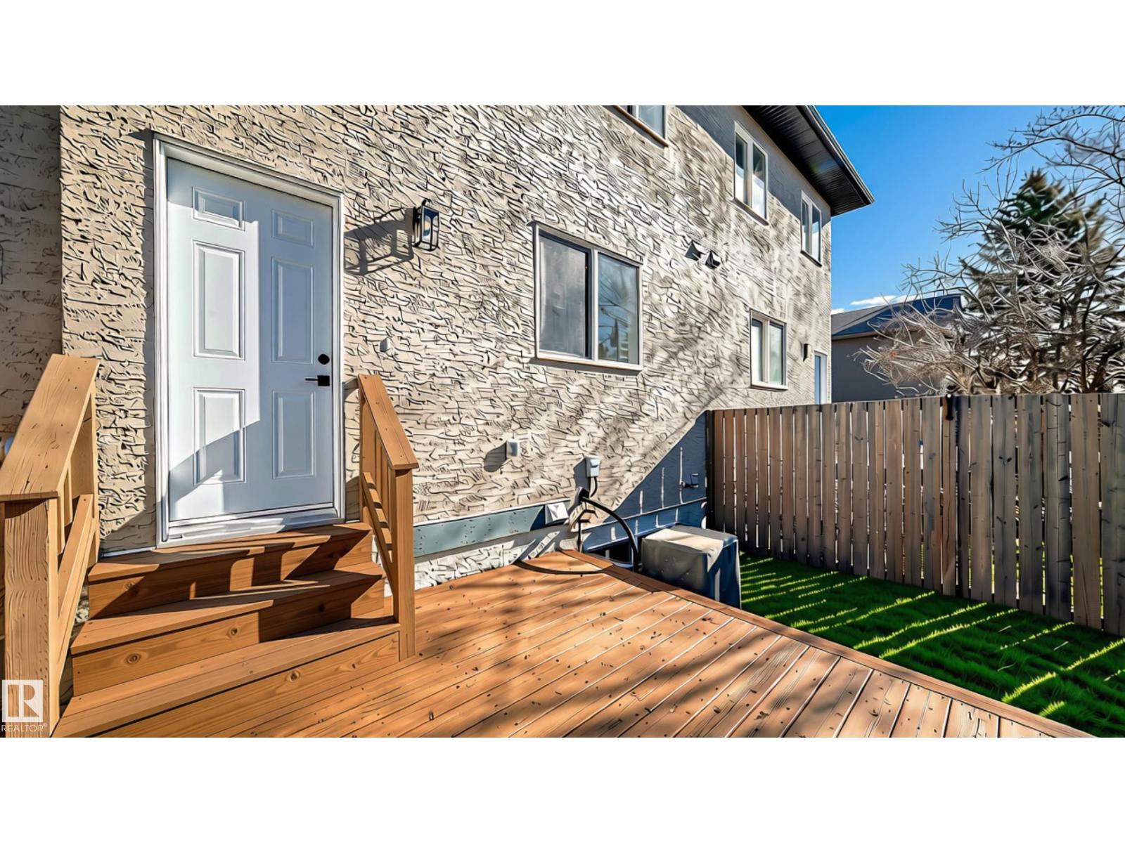 10721 70 AV NW - 48