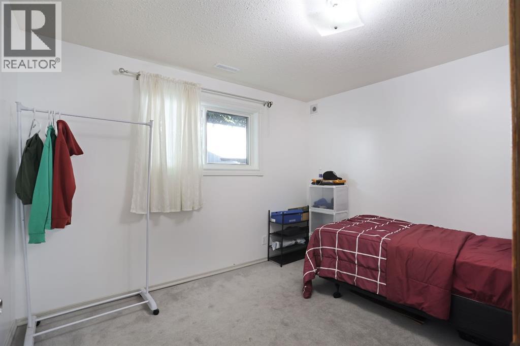 28 Upland Crescent West - Photo 39
