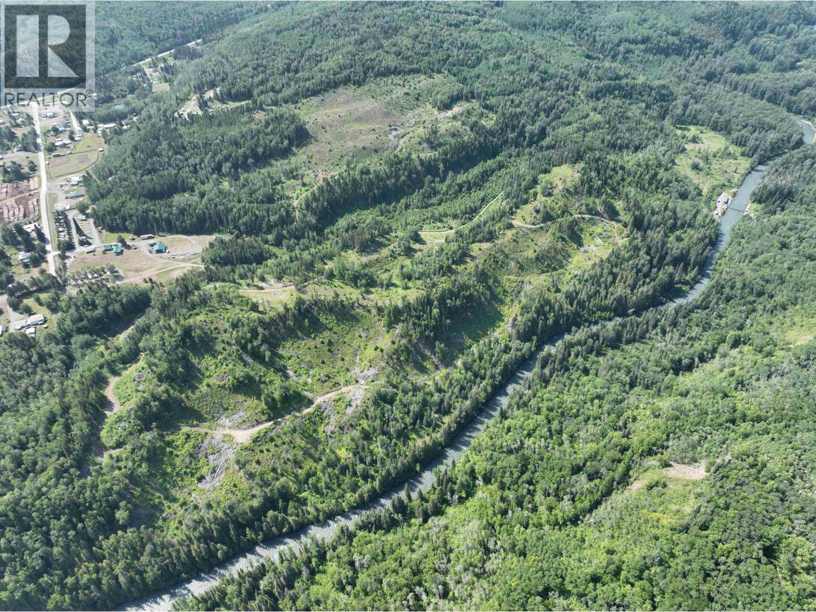 1535 BARCALOW ROAD - 8