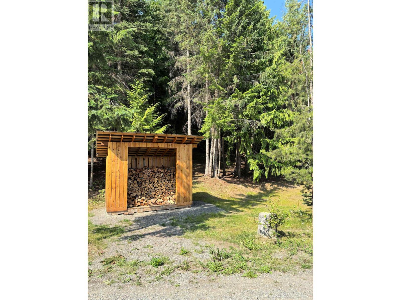 1535 BARCALOW ROAD - 23