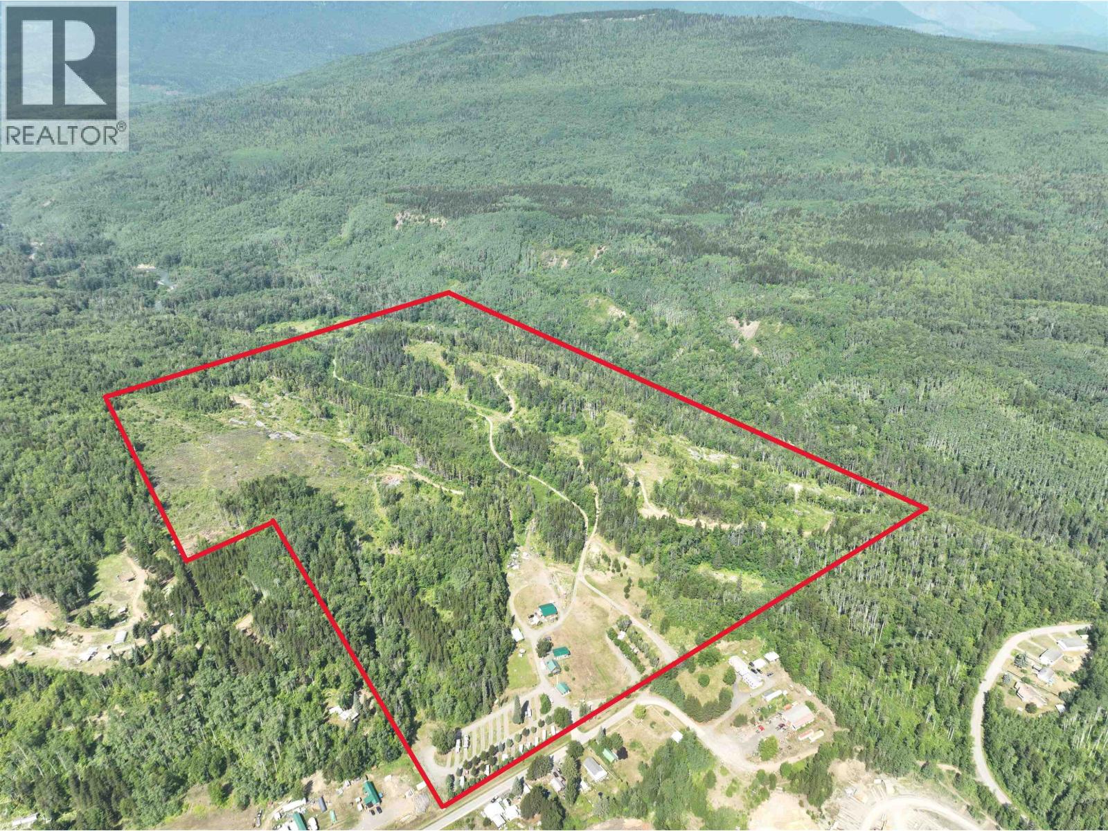 1535 BARCALOW ROAD - 5