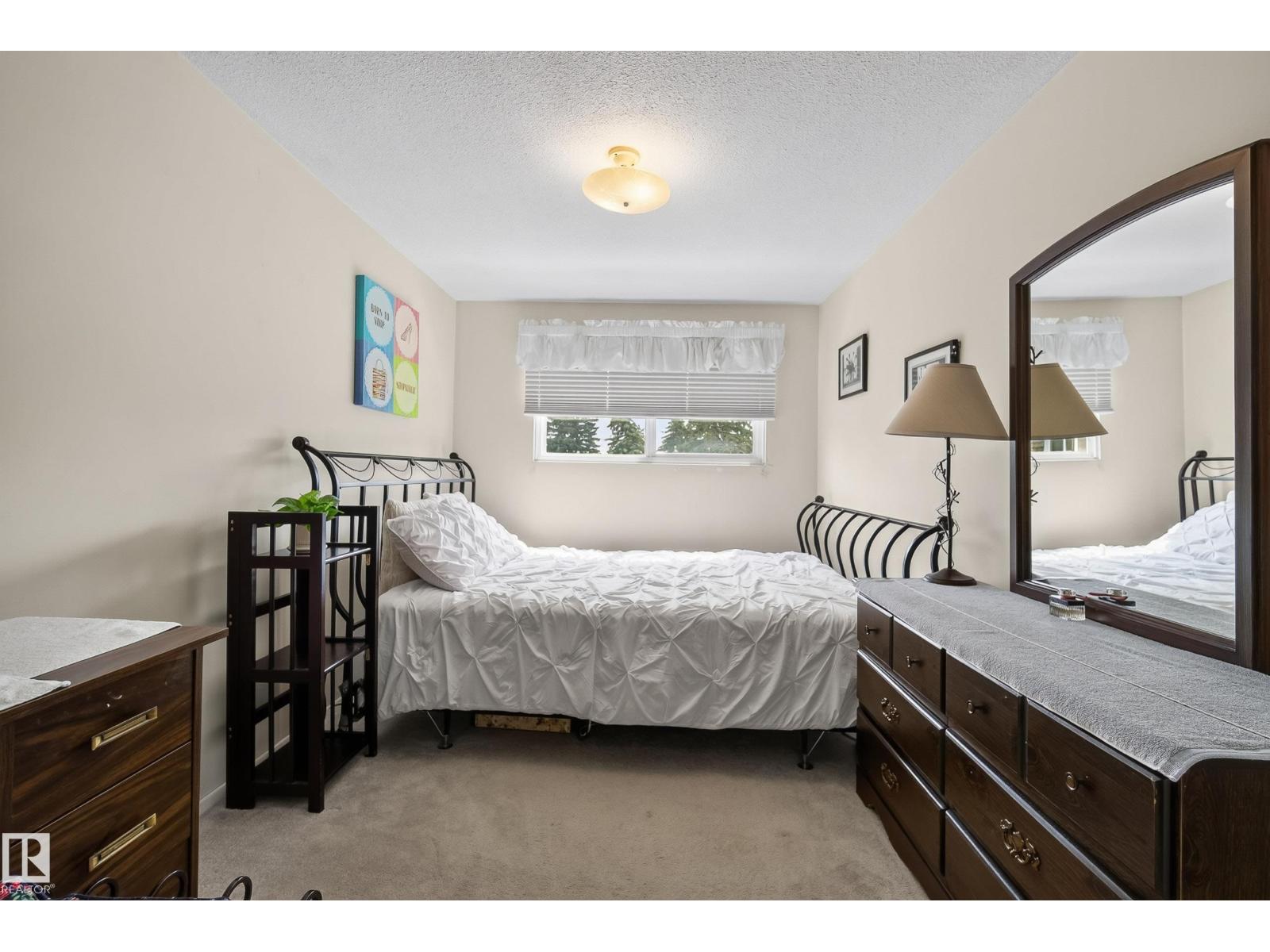 117 MAYFAIR MEWS ME NW - 12