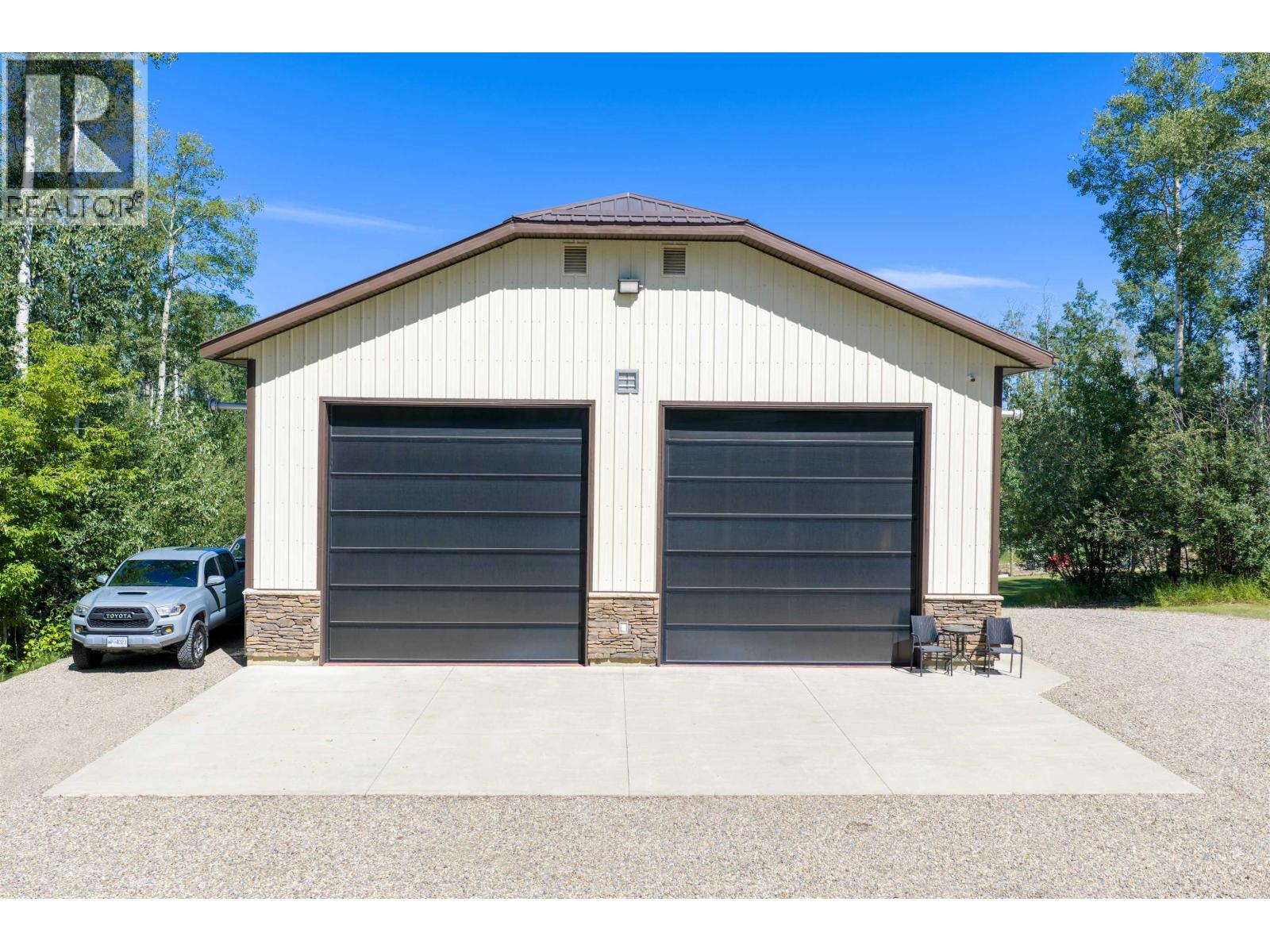 13066 WRIGHT ROAD, Charlie Lake — photo 2