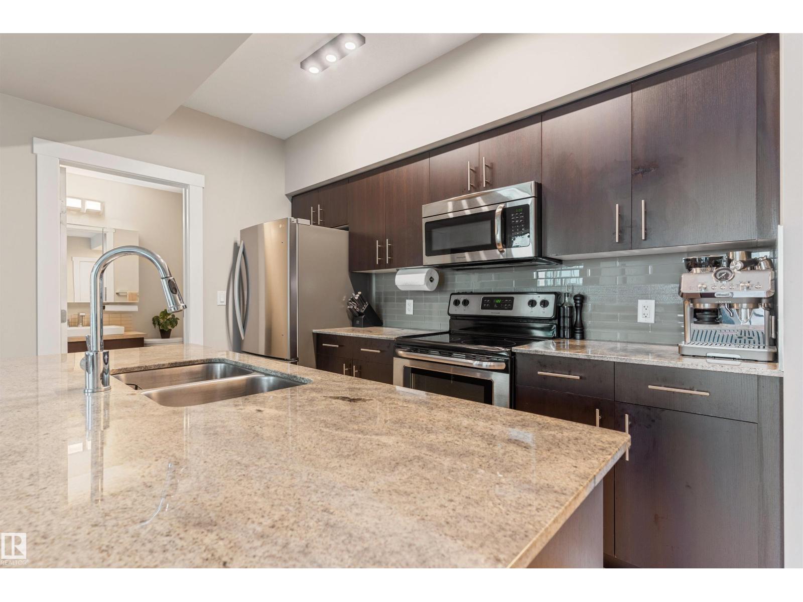 #2205 10226 104 ST NW - 14
