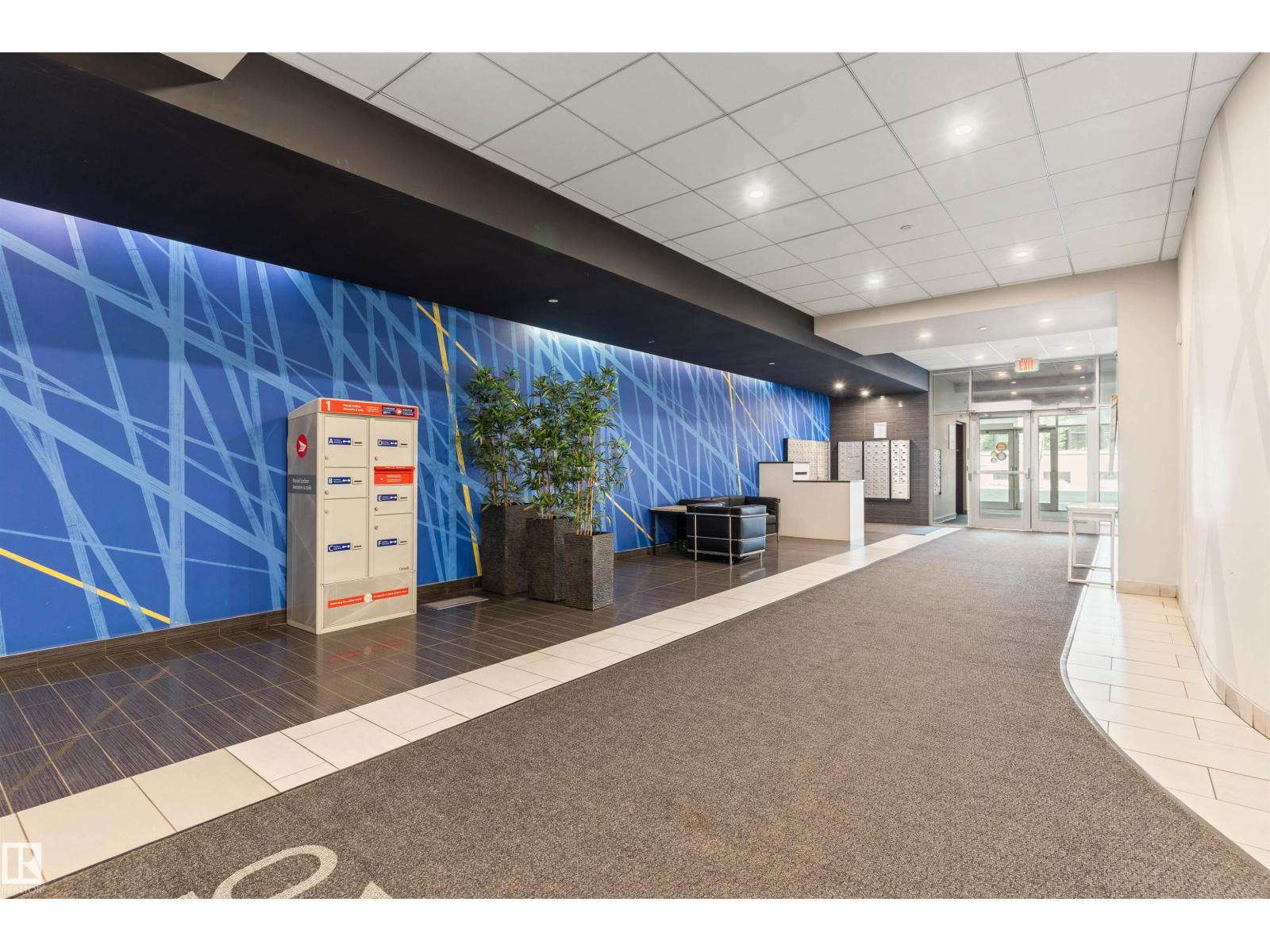 #2205 10226 104 ST NW - 32