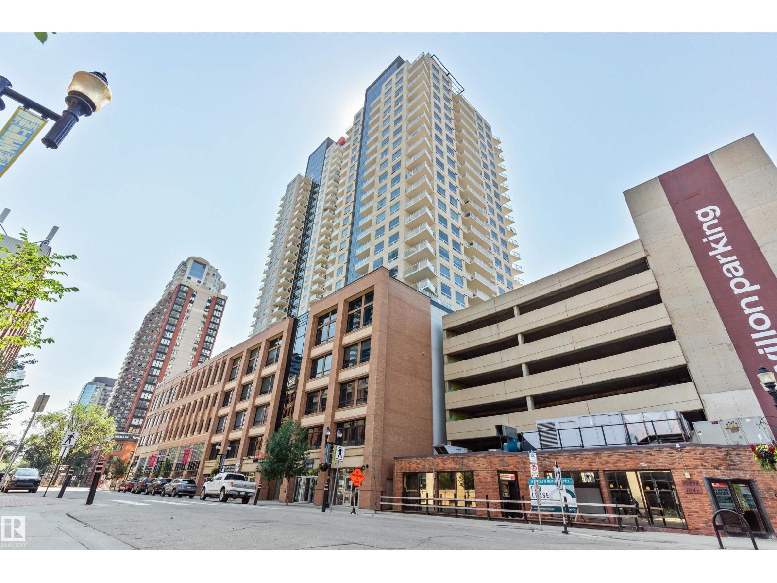 #2205 10226 104 ST NW - 34