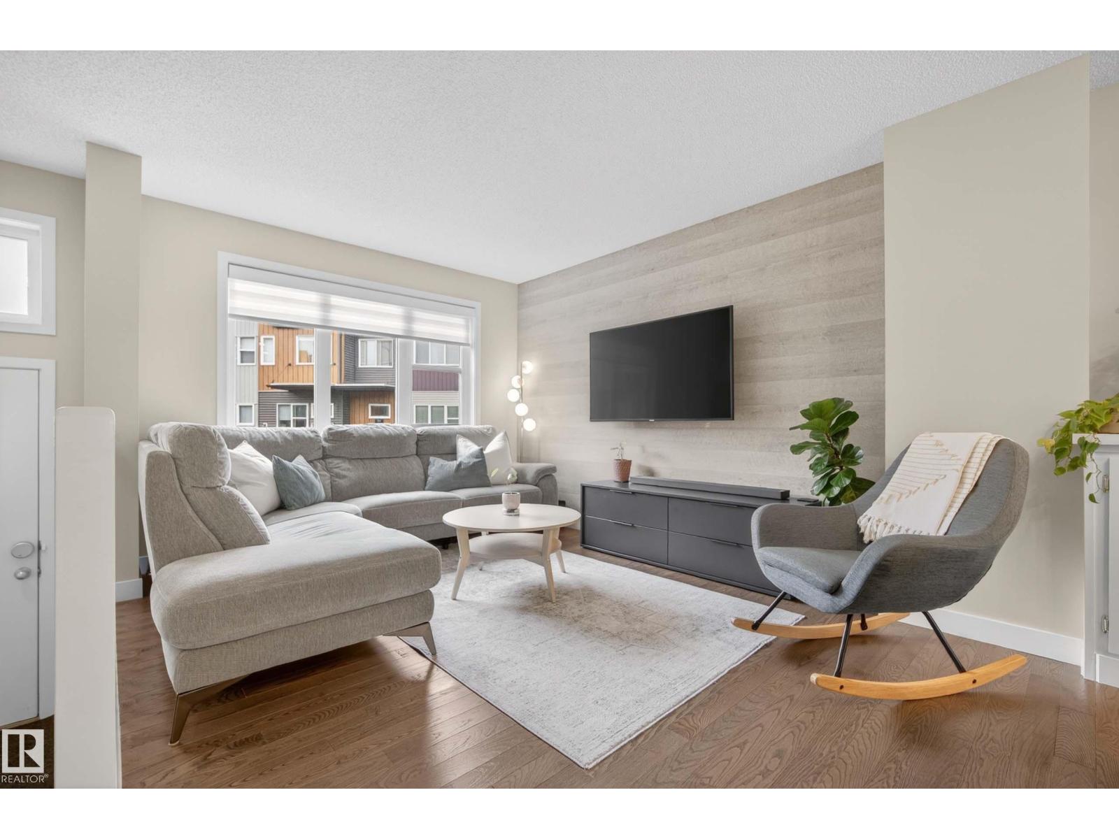 #71 4470 PROWSE RD SW - 1