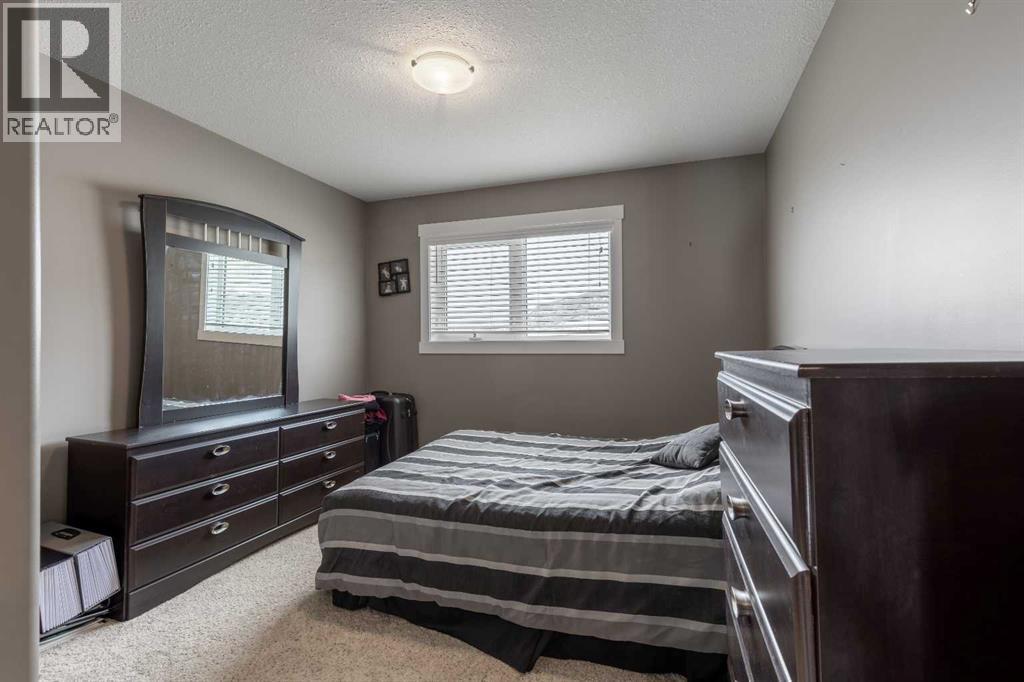 #4 369 Canyon Boulevard W - 16