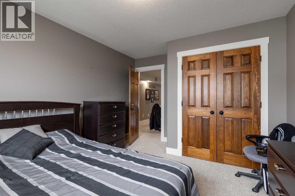 #4 369 Canyon Boulevard W - 17