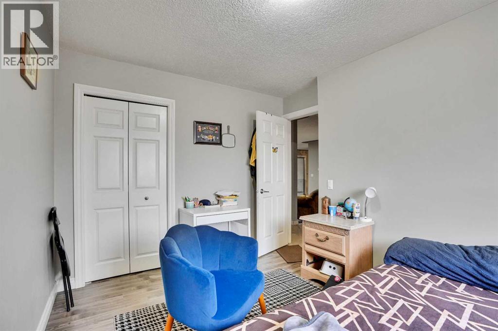 528 Whiteridge Way NE - 28