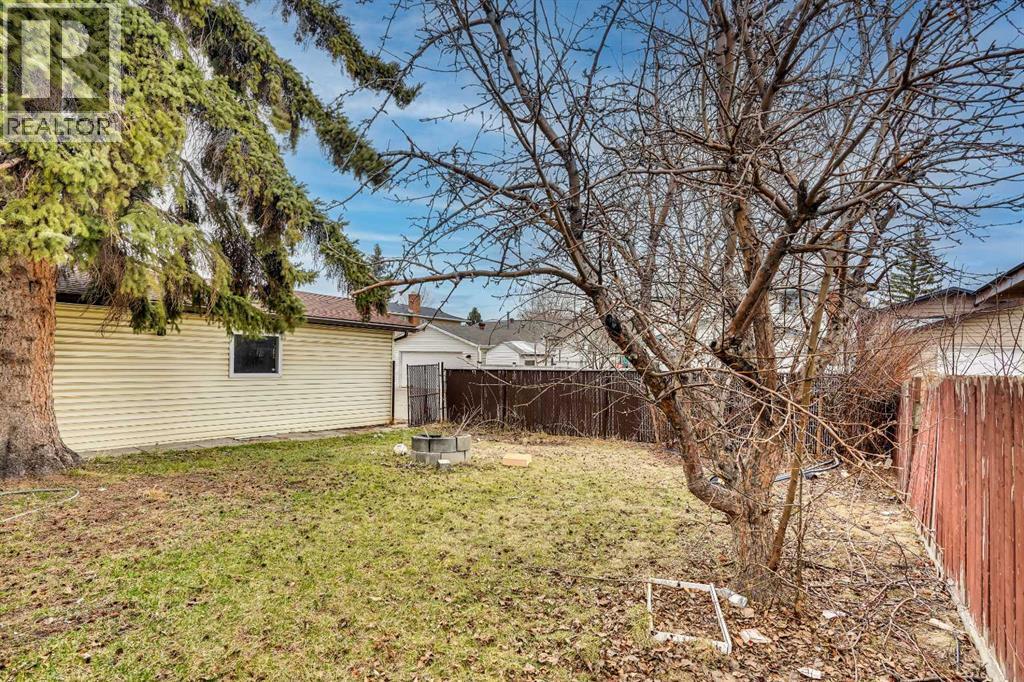 528 Whiteridge Way NE - 47