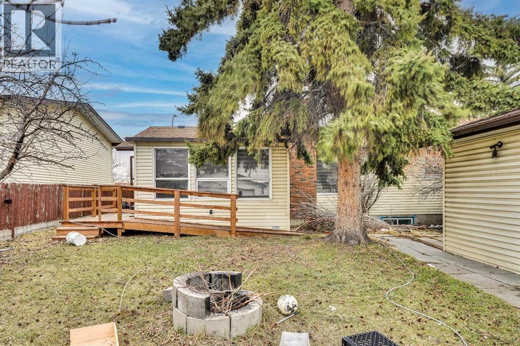 528 Whiteridge Way NE - 49