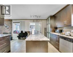 4pc Bathroom - 528 Whiteridge Way Ne, Calgary, AB T1Y2Y4 Photo 11