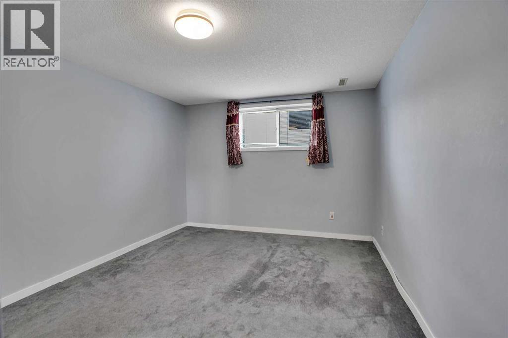 193 Martindale Drive NE - 40