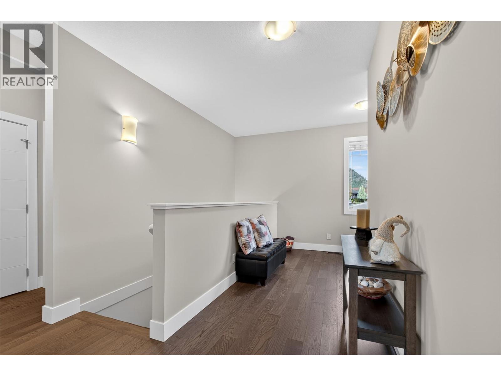 #17 875 Stockley Street - 20