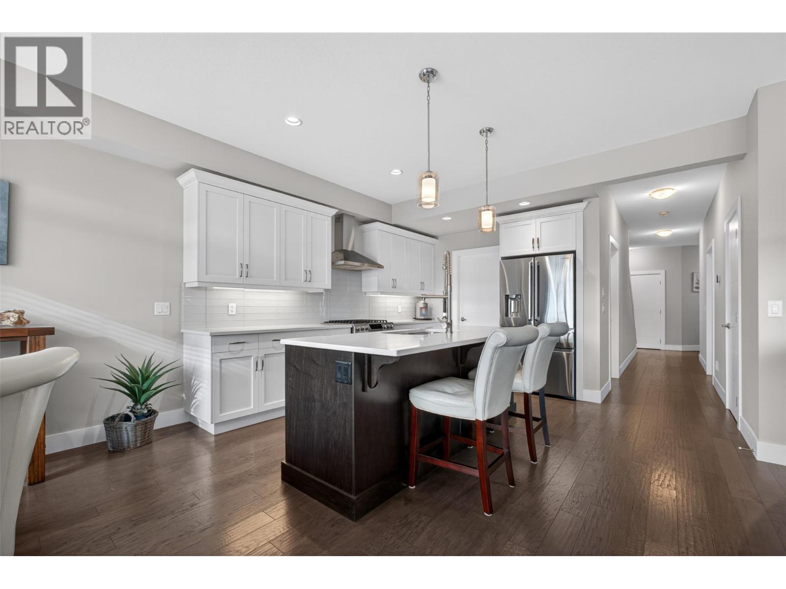 #17 875 Stockley Street - 5