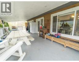 Living room - 454 Highway 12, Lillooet, BC V0K1V0 Photo 11