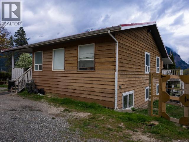 454 Highway 12 - 32