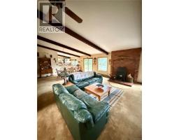 250 South Bank Dr, Salt Spring, BC V8K1M7 Photo 16