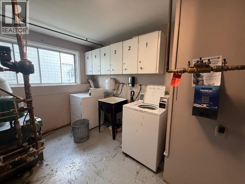 2712/2716 Brentwood Boulevard NW - 34