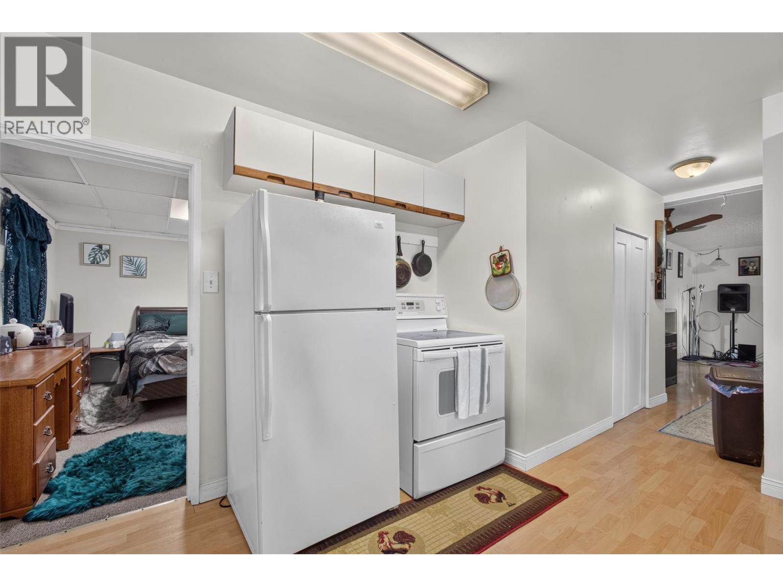 3302 Pleasant Valley Road - 30