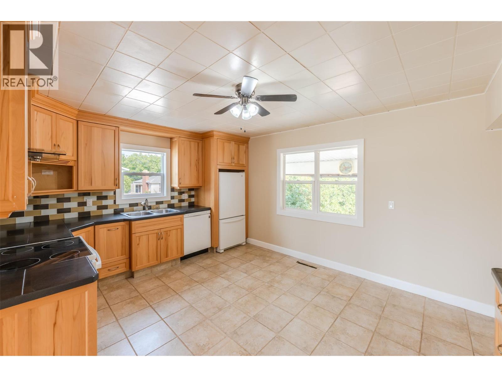8914 74th Avenue - 8