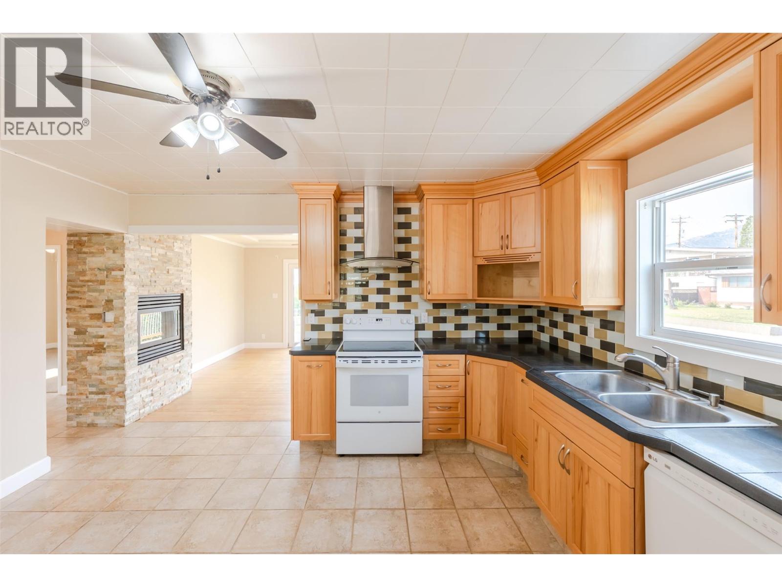 8914 74th Avenue - 11