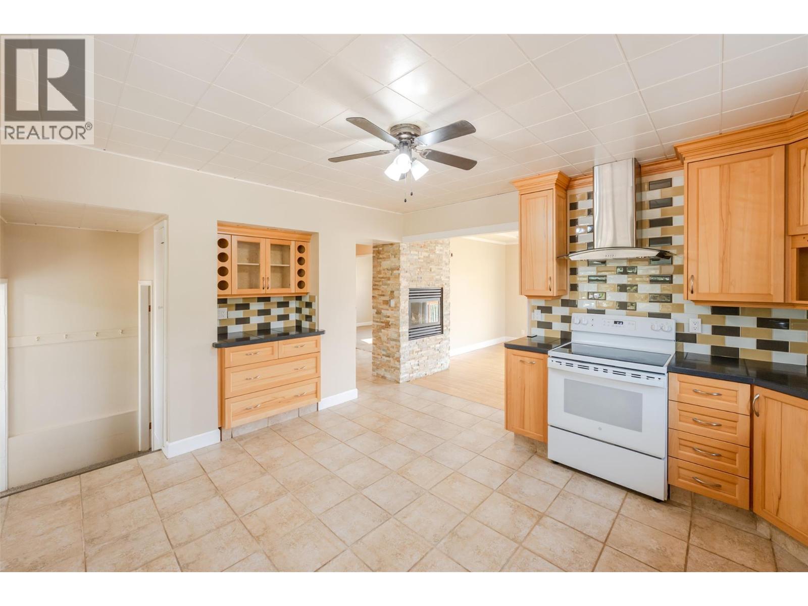 8914 74th Avenue - 12