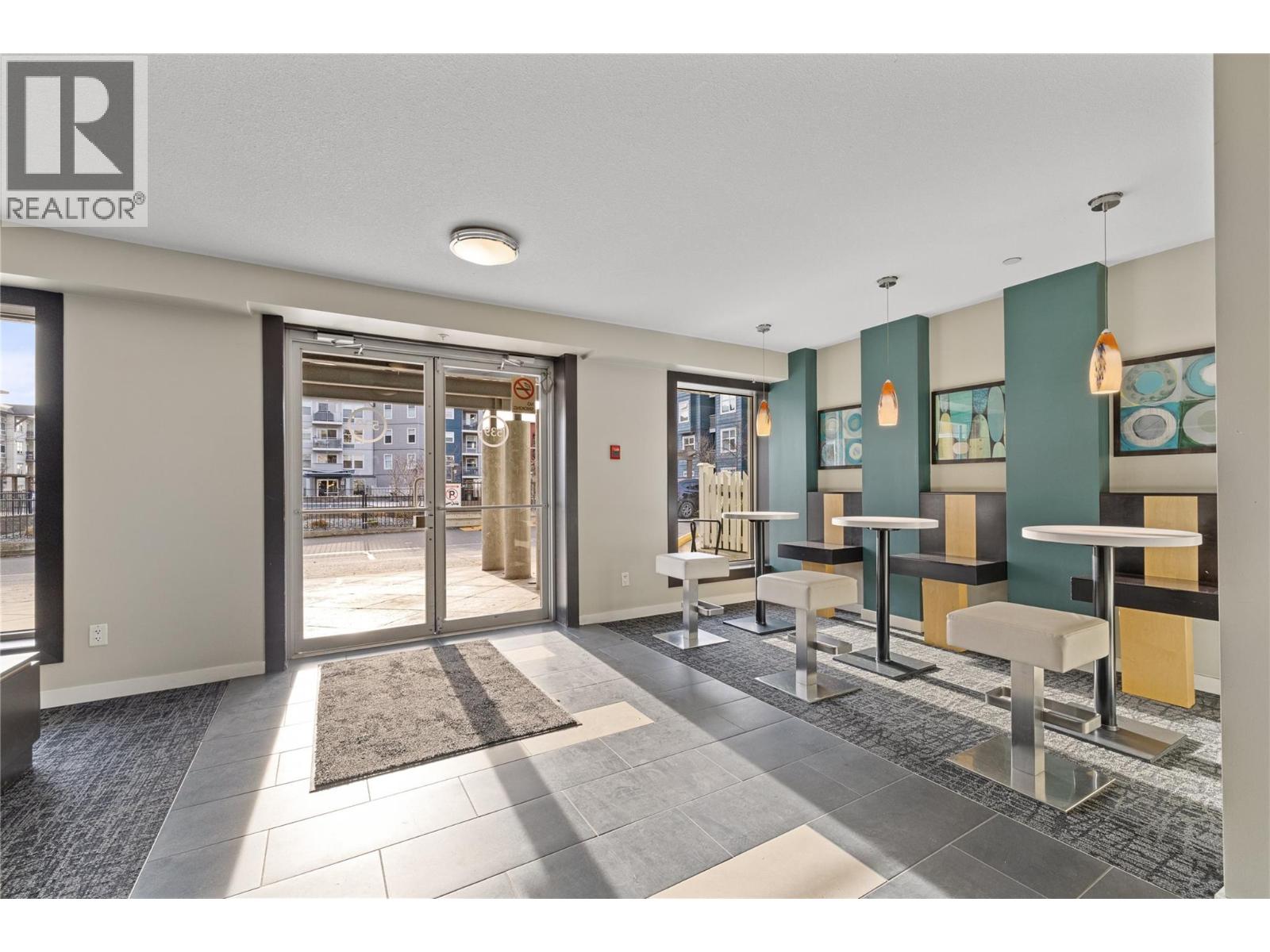 #212 539 Yates Road - 32