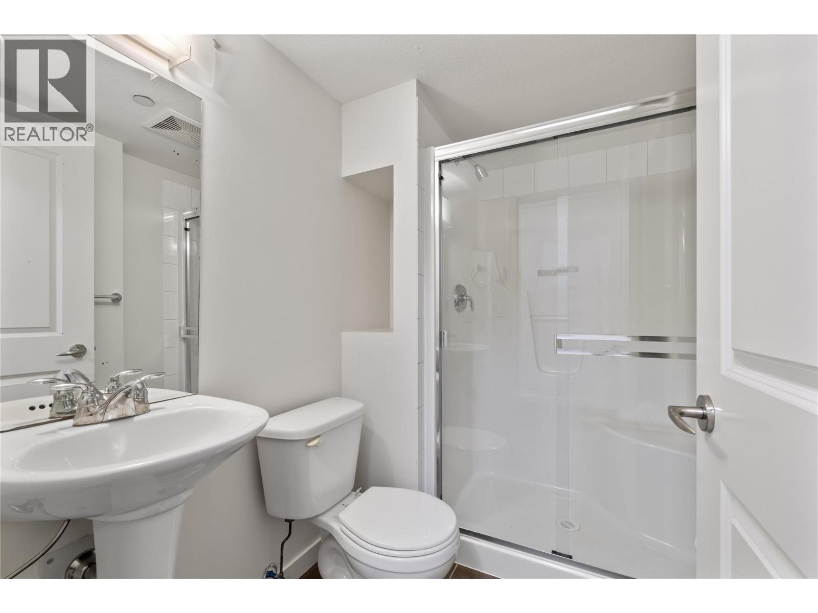 #212 539 Yates Road - 24
