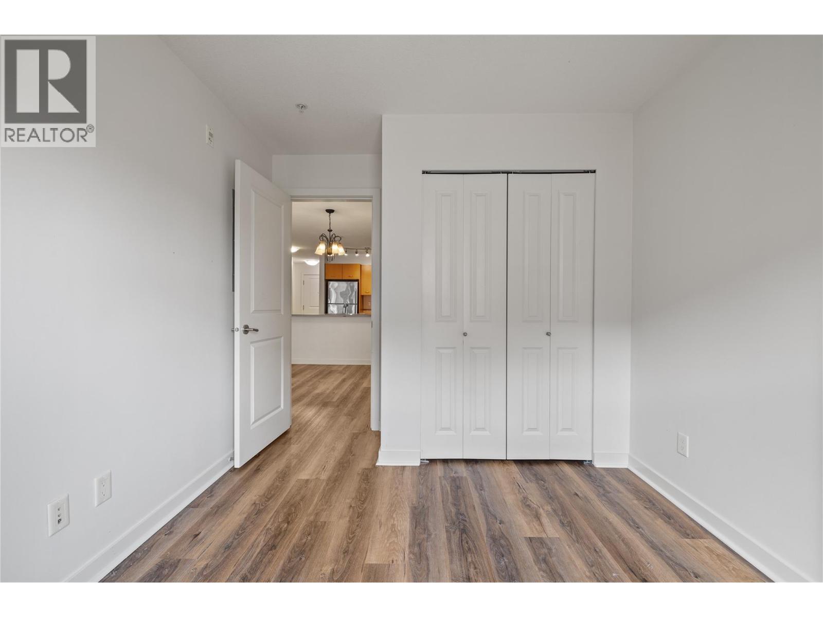 #212 539 Yates Road - 22