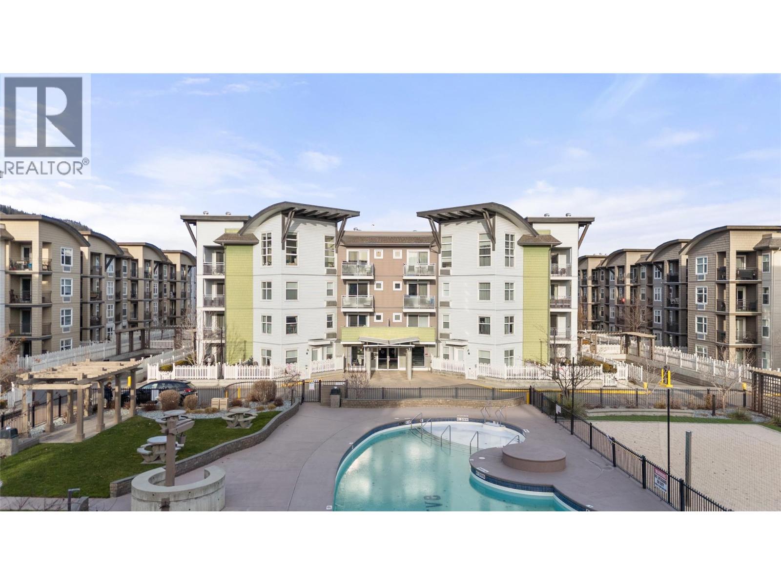 #212 539 Yates Road - 36