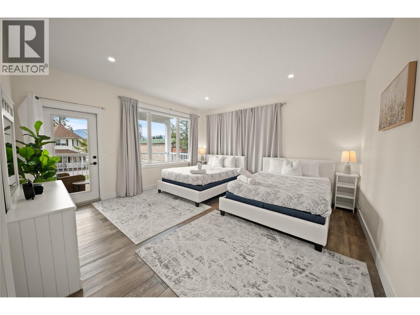 4867 ST JOSEPH Street - 21
