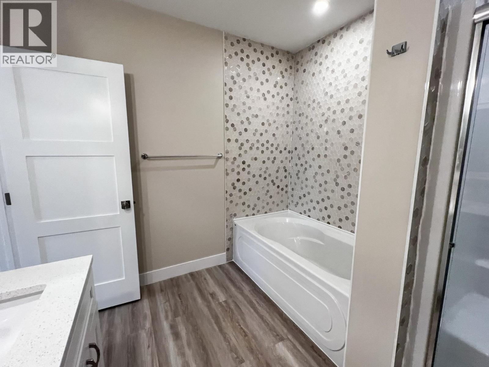 4867 ST JOSEPH Street - 48