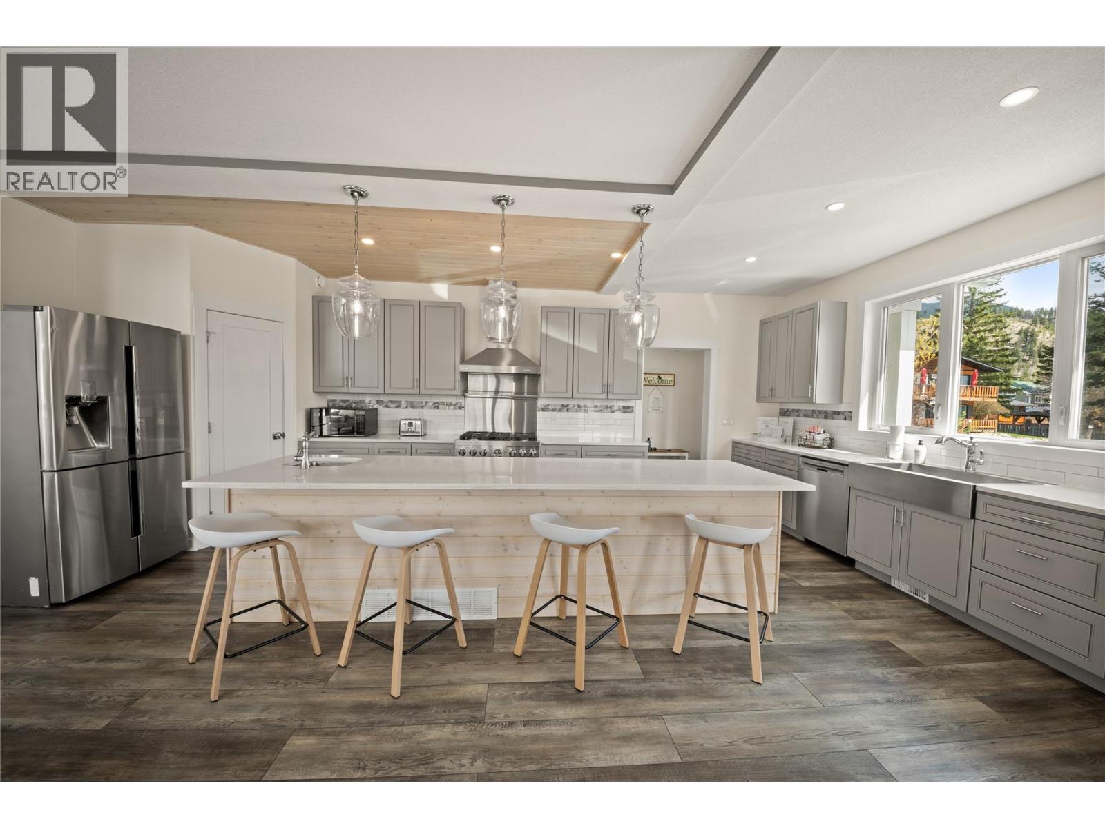 4867 ST JOSEPH Street - 9