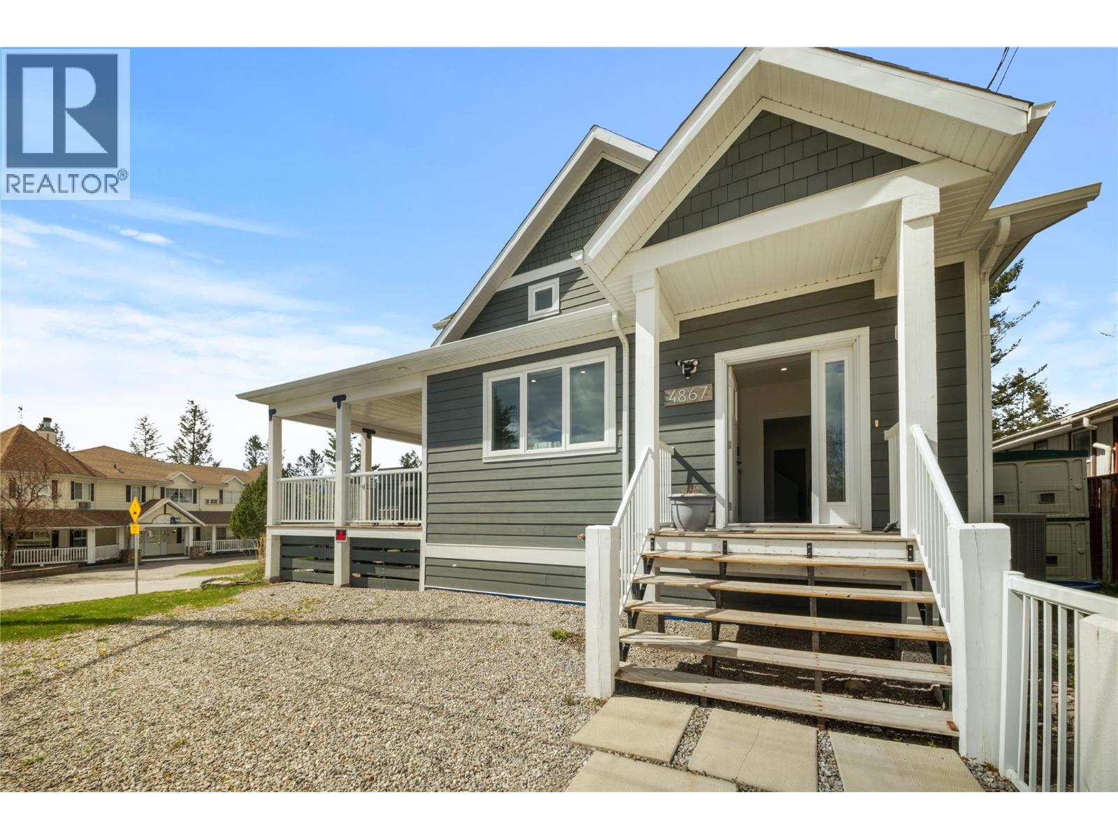 4867 ST JOSEPH Street - 2