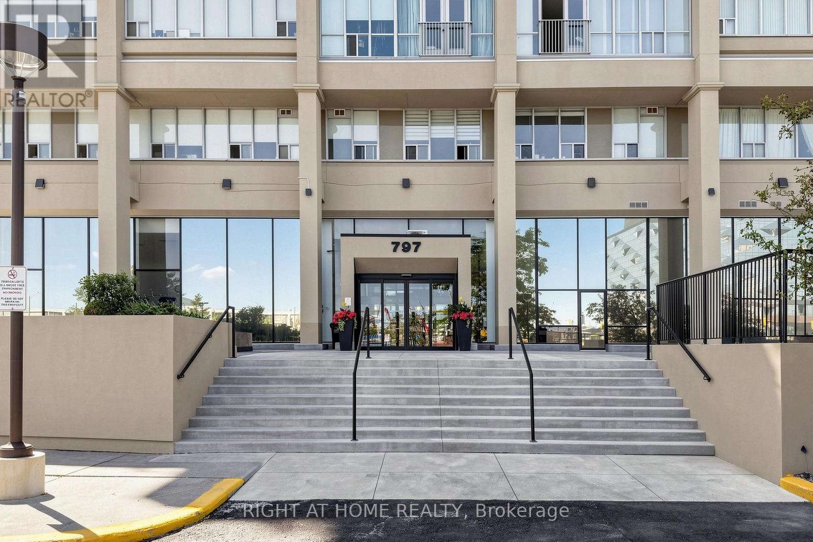 #1104 797 DON MILLS ROAD - 3