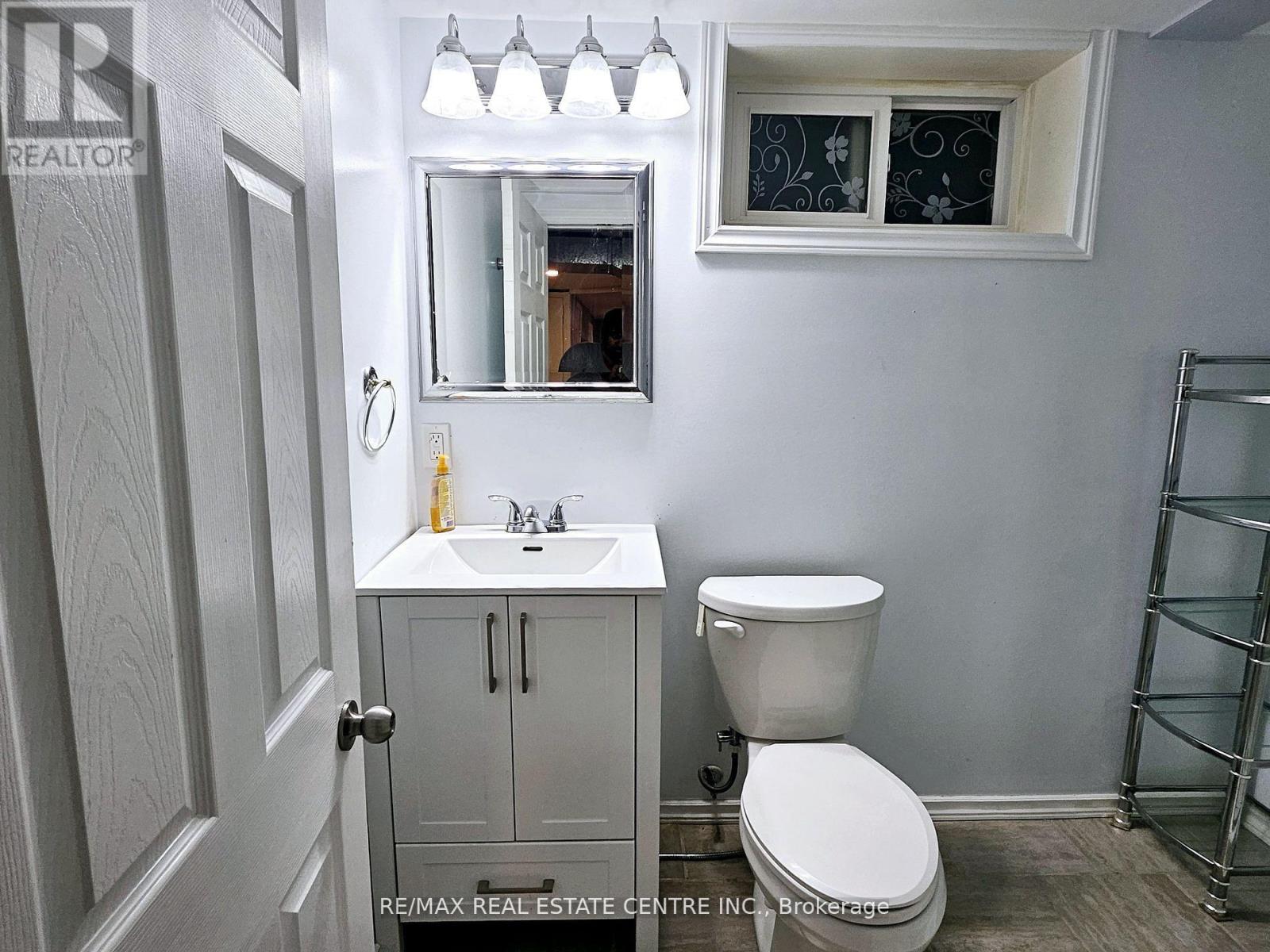 401 ELGIN ST STREET E - 31