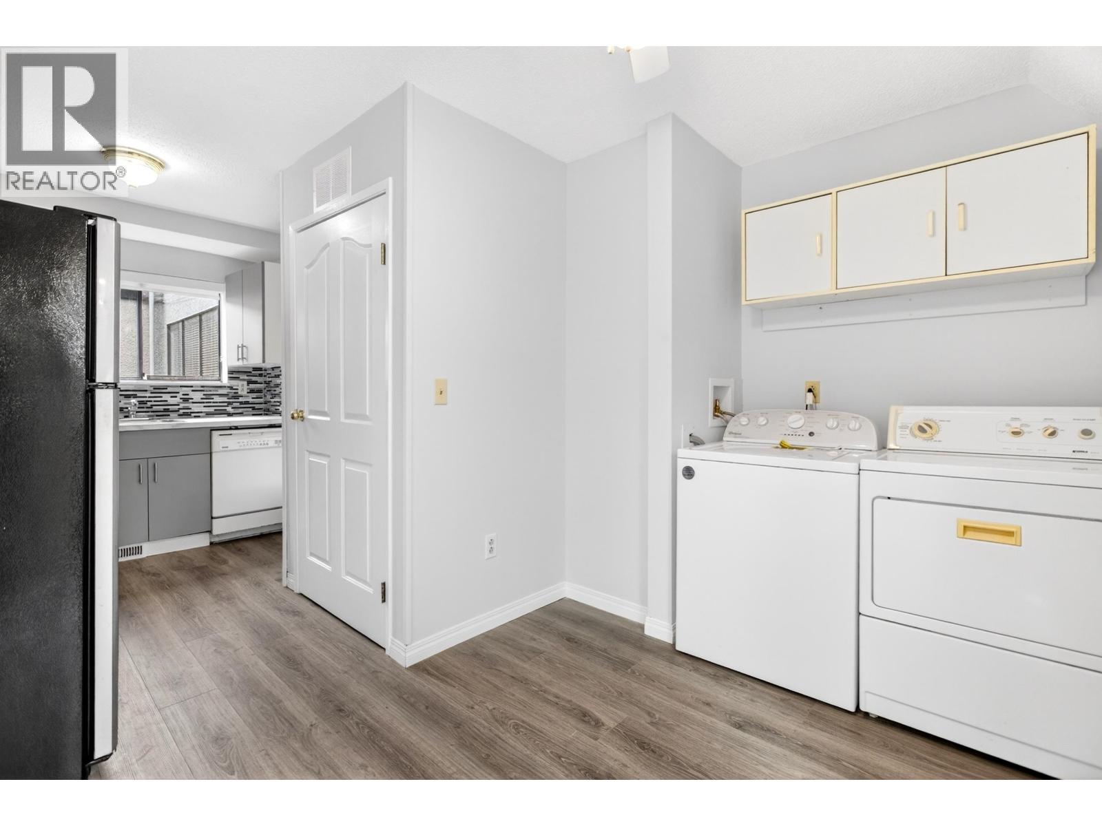 3 Bed, 2 Bath House for Sale in Coquitlam – 3008 FIRBROOK PLACE, Coquitlam – MLS# R3149798 - Image 18