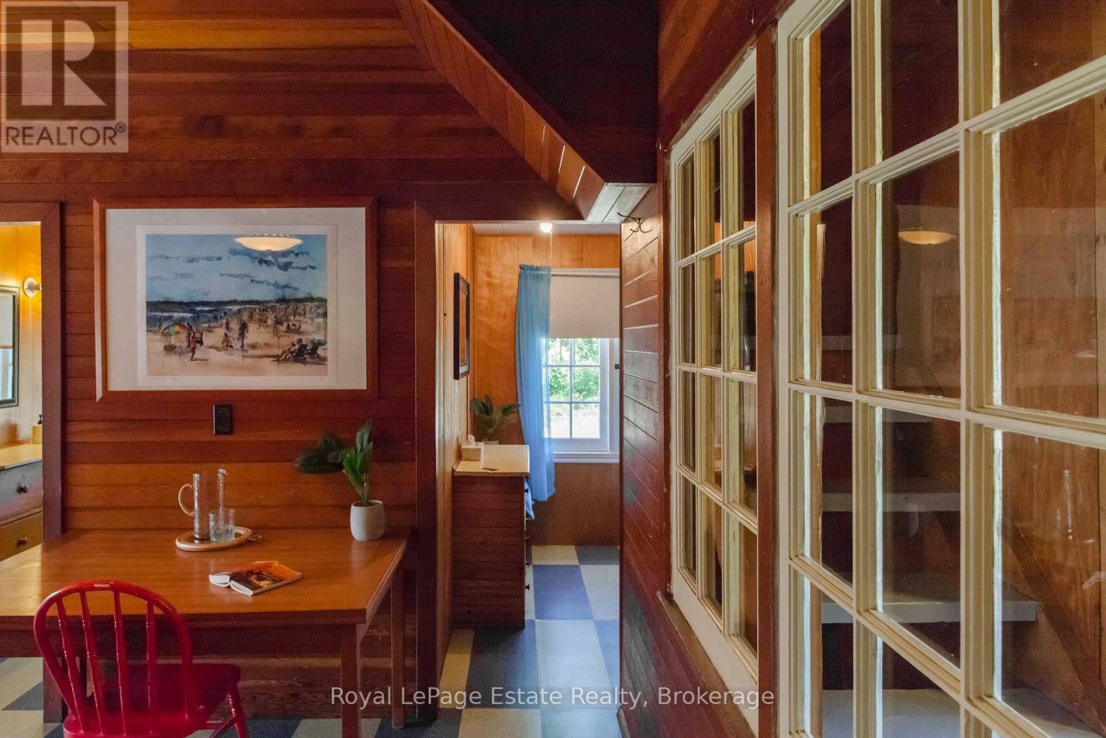 533 SECOND AVENUE N - 28
