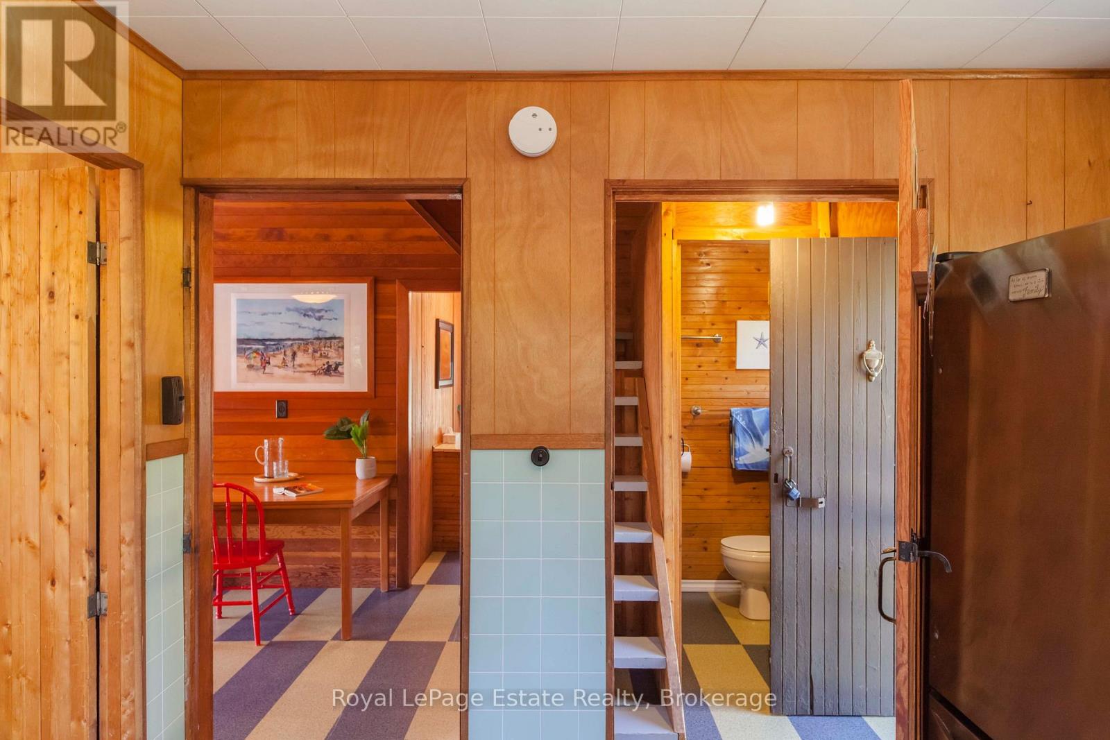 533 SECOND AVENUE N - 37
