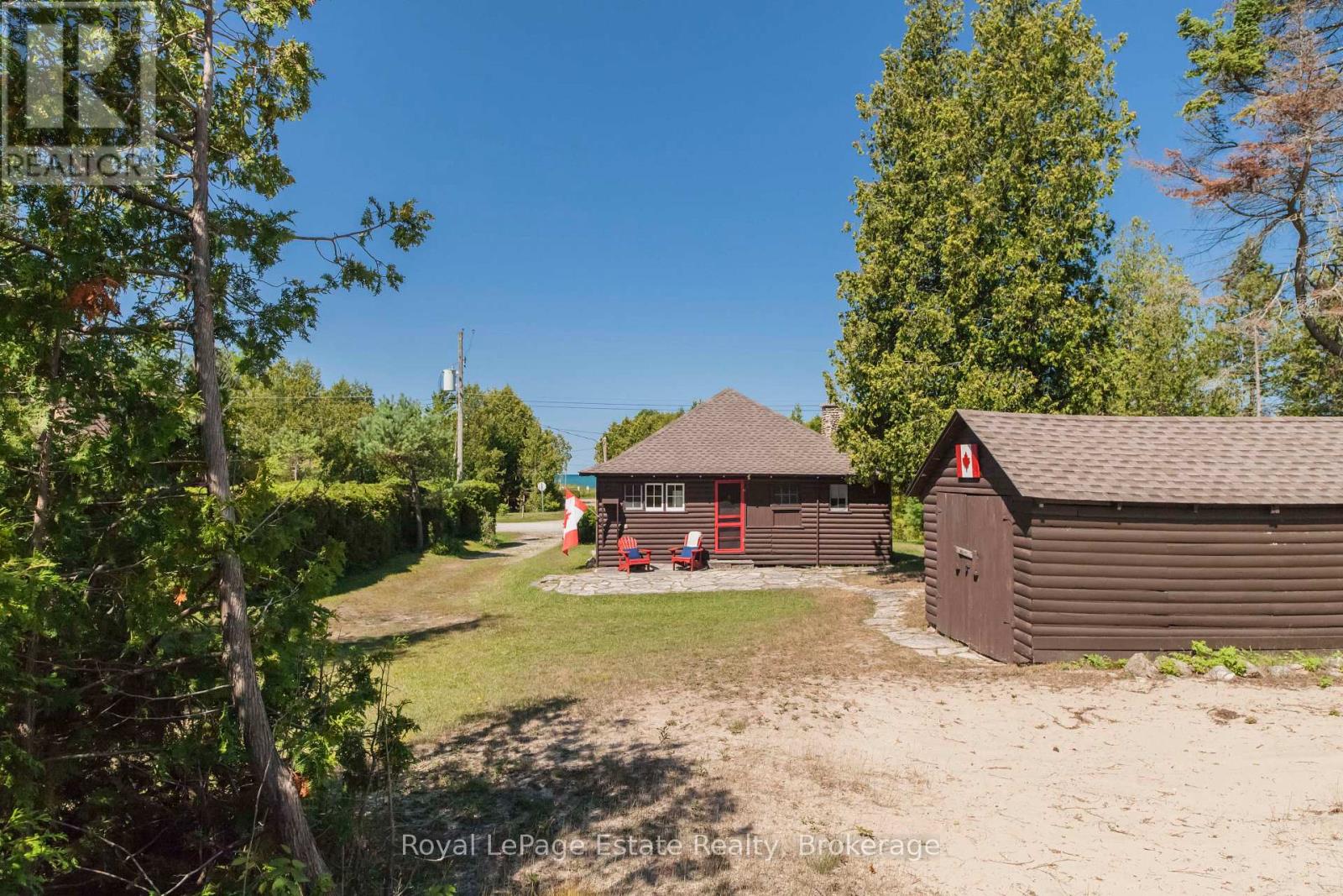 533 SECOND AVENUE N - 43