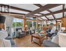 1355 Bellwood Acres Road, Lake Of Bays, ON P0A1E0 Photo 6