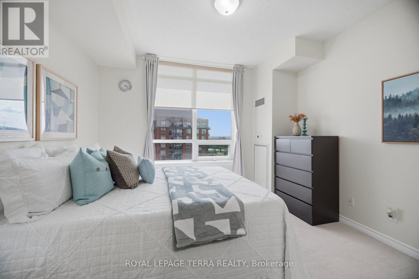#1011 2379 CENTRAL PARK DRIVE - Image 24