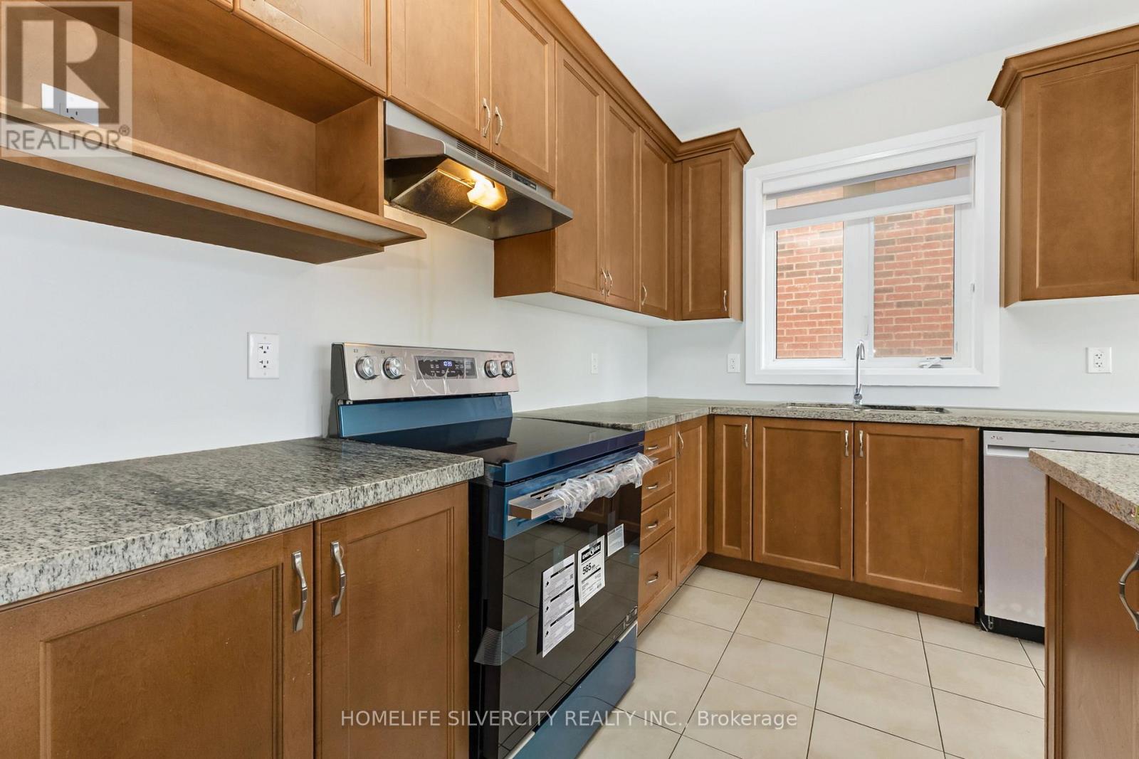 56 DONALD STEWART ROAD - 21