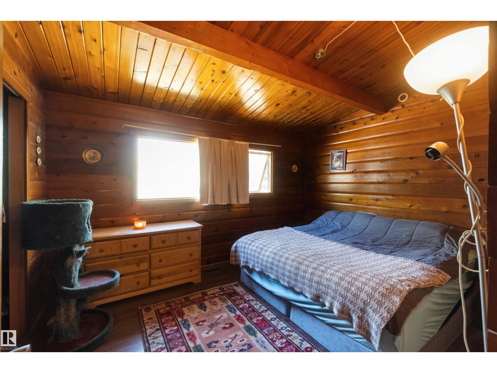 910 HERMITAGE AV - Image 6