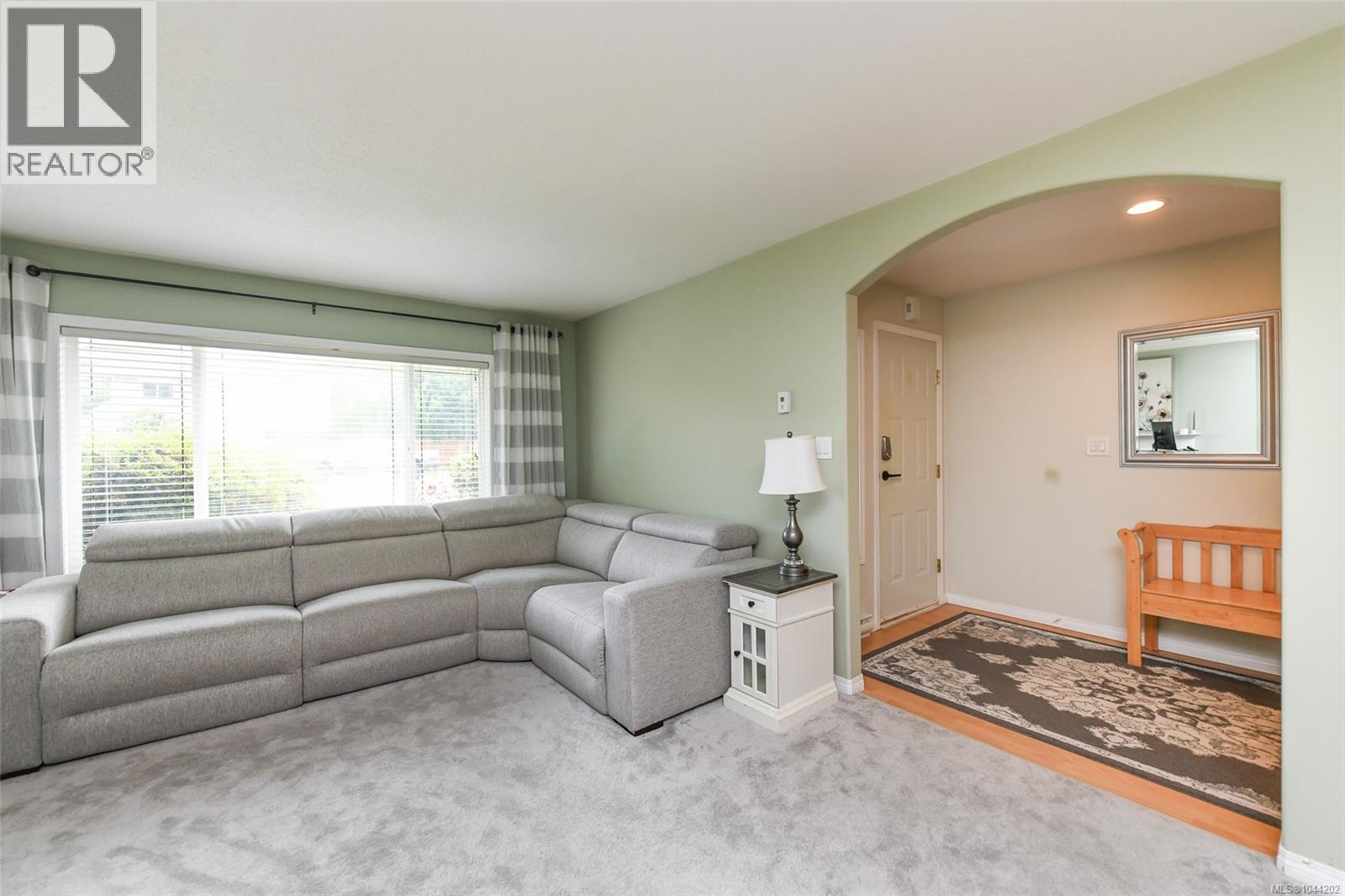 2099 St. Andrews Way - Image 4